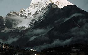 Yeti Mountain Home